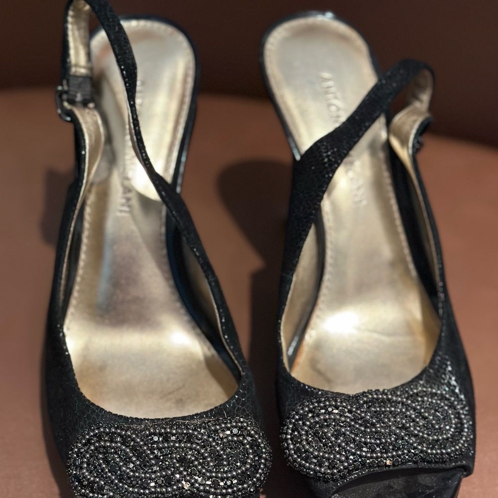 Black heels